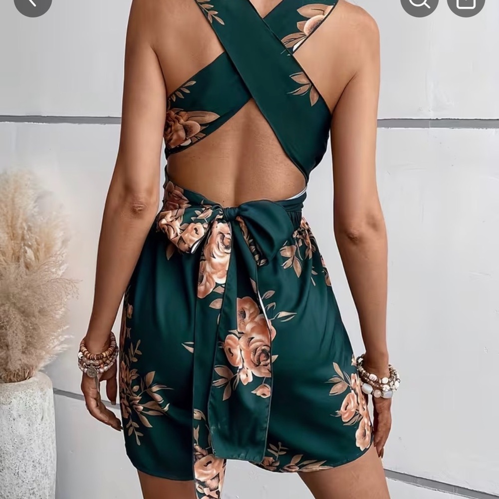 Deep V Floral Wrap Mini skort Dress in Emerald Green - Picture 2 of 5